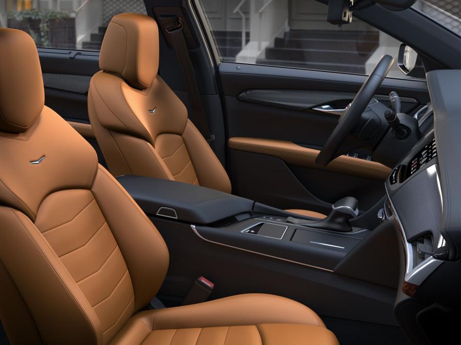 Интерьер Cadillac CT6 Platinum 2016 года  (NA) (фото 33 из 60)